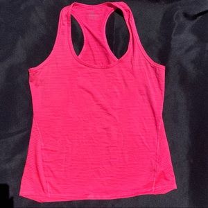 •Brand: Athleta •Size: Small •Color: Bright pink